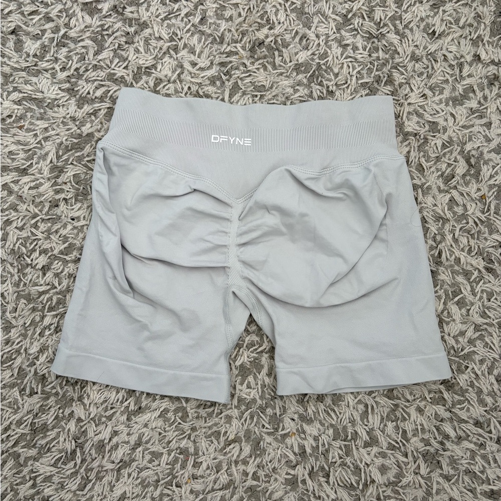 DFYNE Impact Shorts - Light Gray/White